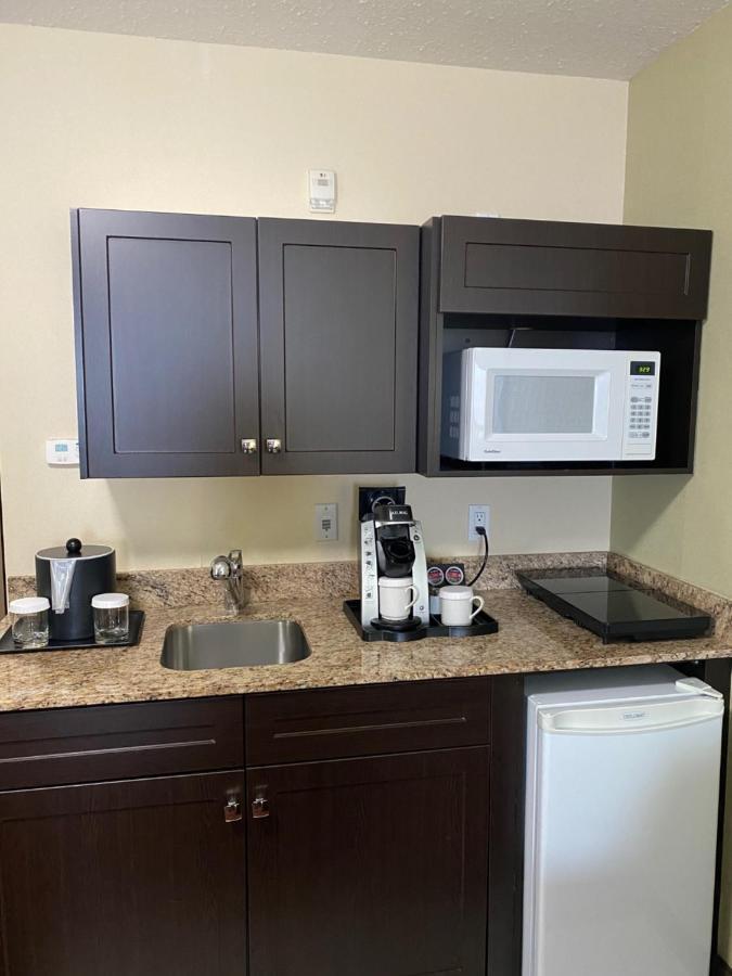 Best Western Plus Red Deer Inn & Suite Εξωτερικό φωτογραφία