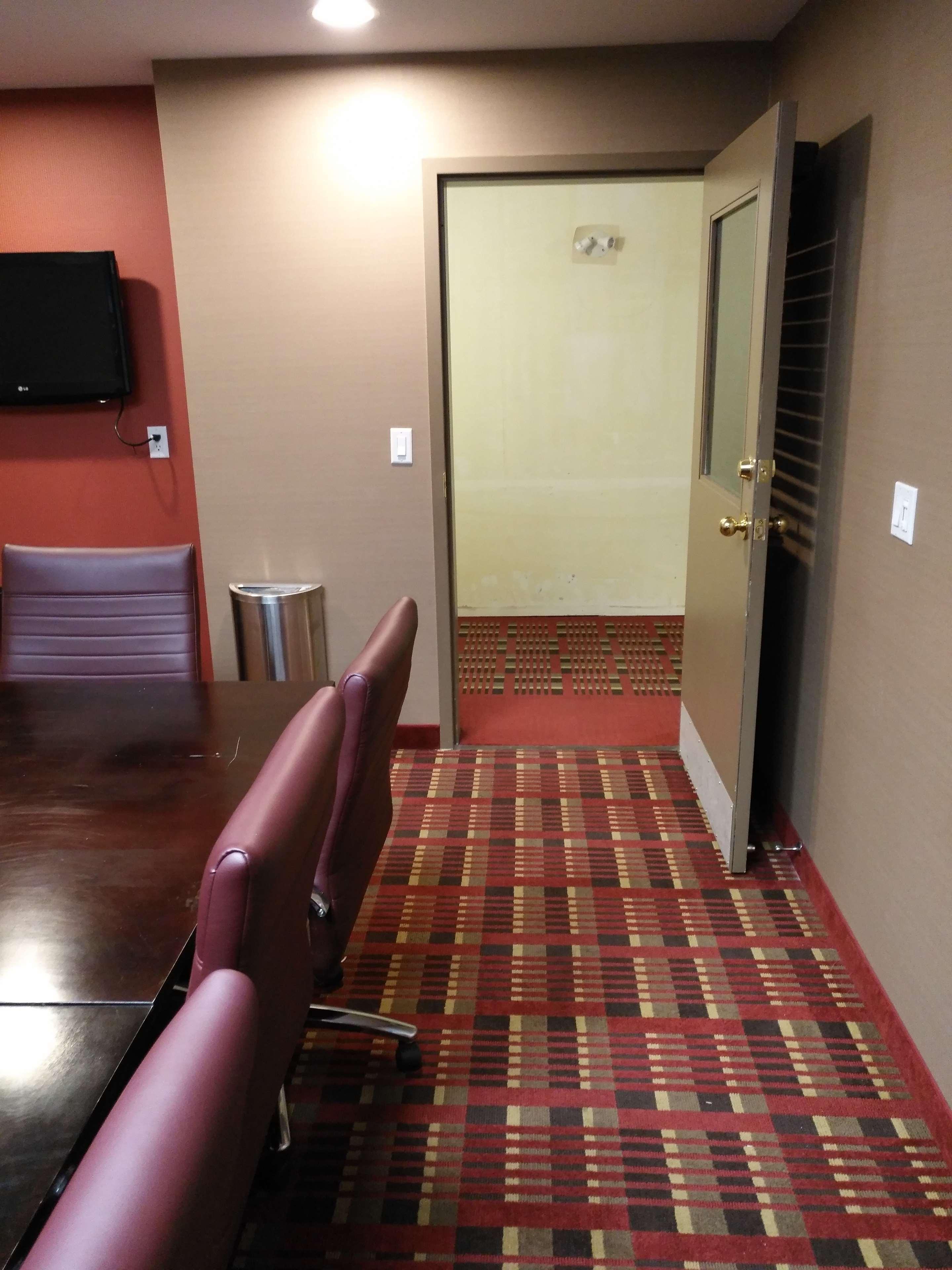 Best Western Plus Red Deer Inn & Suite Εξωτερικό φωτογραφία