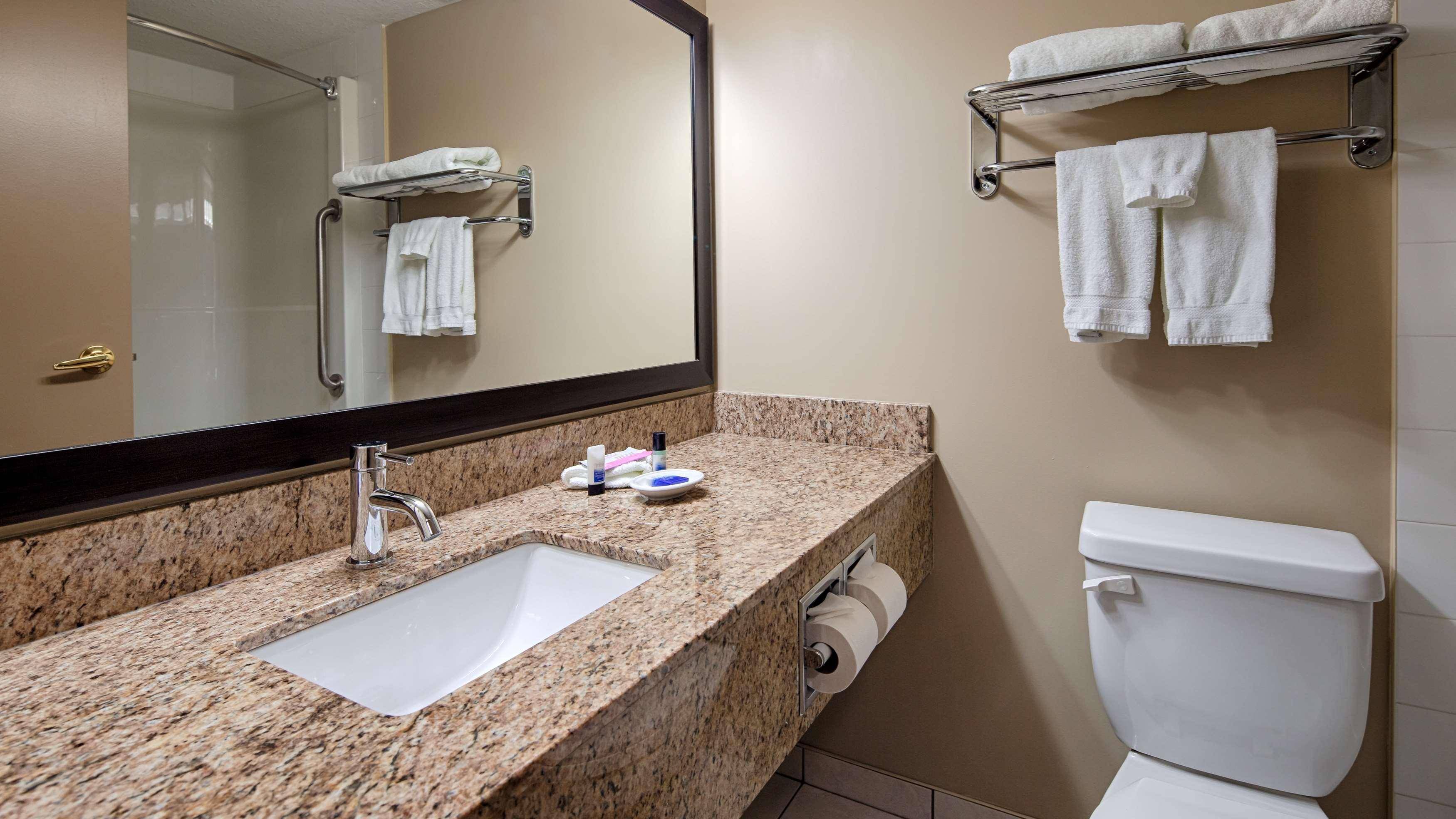 Best Western Plus Red Deer Inn & Suite Εξωτερικό φωτογραφία