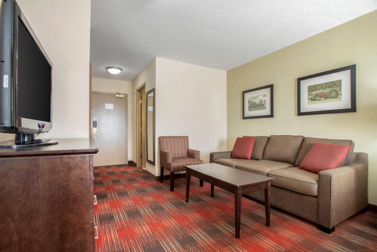 Best Western Plus Red Deer Inn & Suite Εξωτερικό φωτογραφία