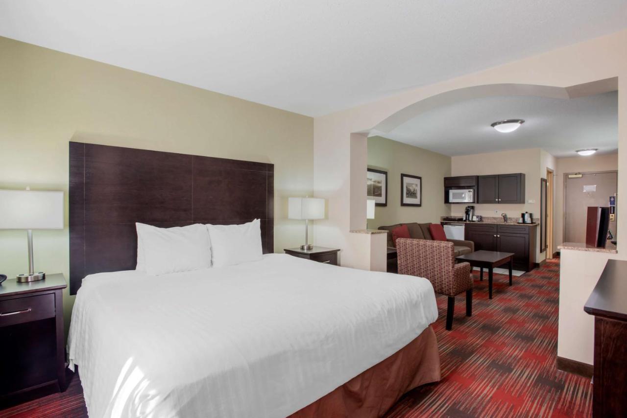 Best Western Plus Red Deer Inn & Suite Εξωτερικό φωτογραφία