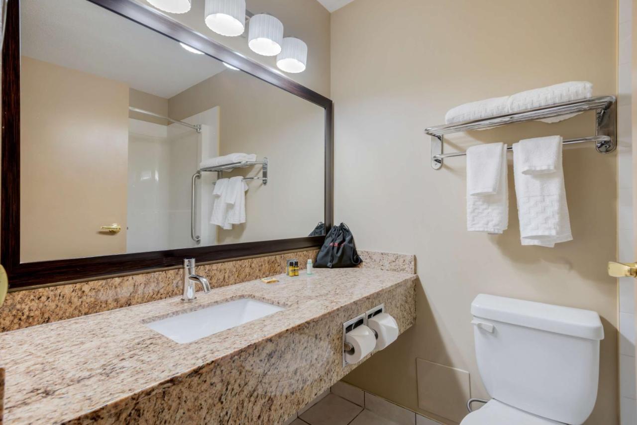Best Western Plus Red Deer Inn & Suite Εξωτερικό φωτογραφία