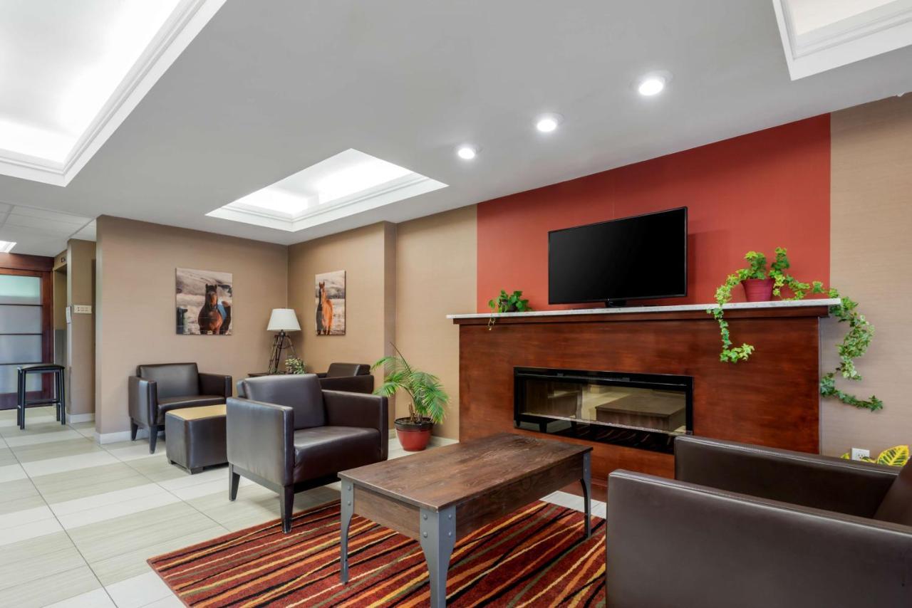 Best Western Plus Red Deer Inn & Suite Εξωτερικό φωτογραφία