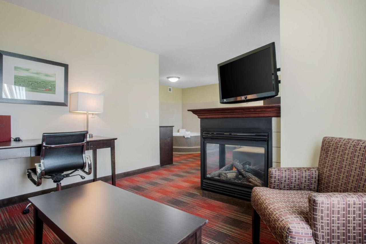 Best Western Plus Red Deer Inn & Suite Εξωτερικό φωτογραφία