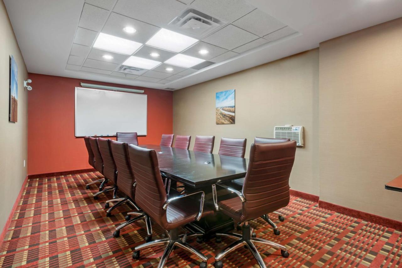 Best Western Plus Red Deer Inn & Suite Εξωτερικό φωτογραφία